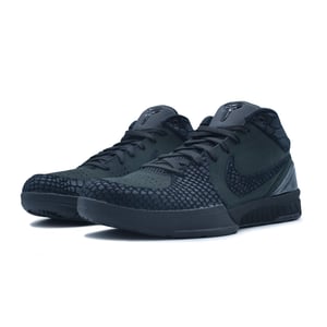 Kobe 4 "Black Mamba"