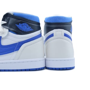 WMNS Air Jordan 1 MM High "Royal Toe"