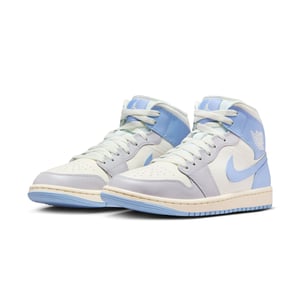 WMNS Air Jordan 1 Mid "Psychic Blue"