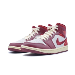 WMNS Air Jordan 1 Mid SE "Tiki Leaf"