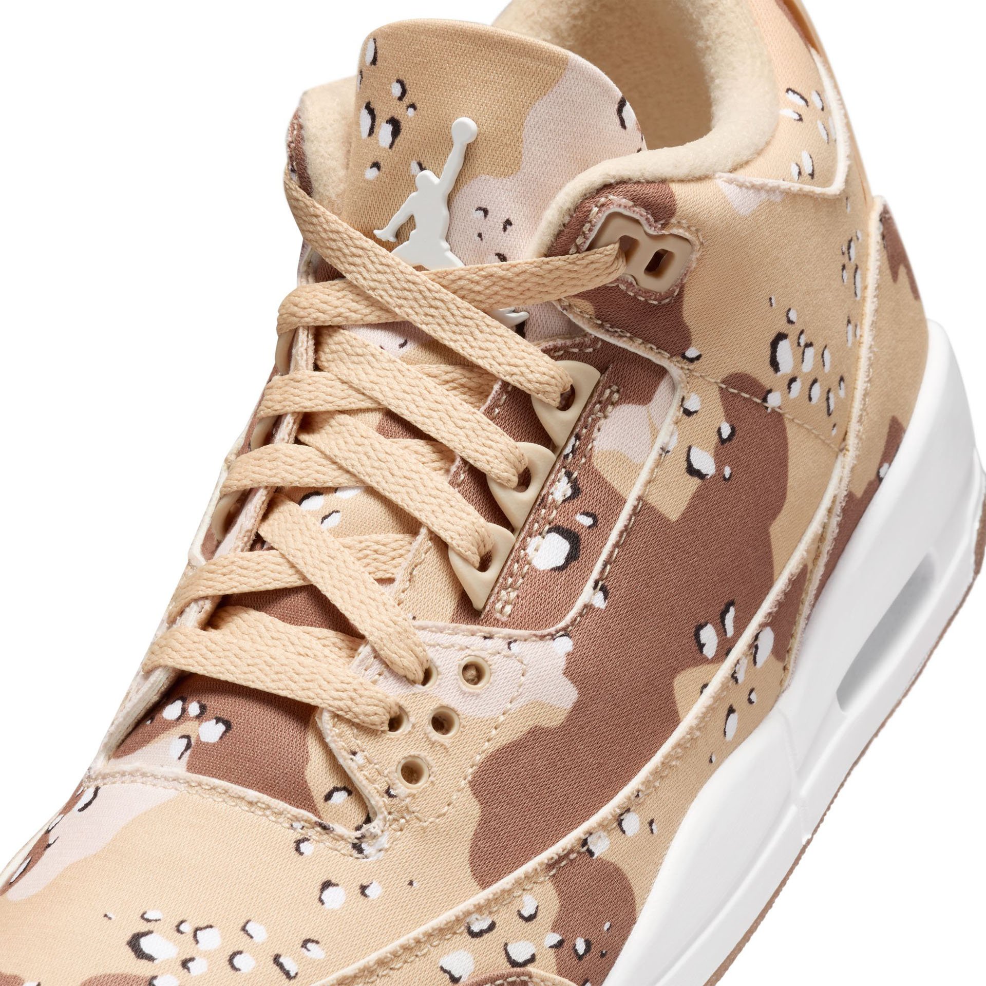 WMNS Air Jordan 3 Tex "Desert Camo"