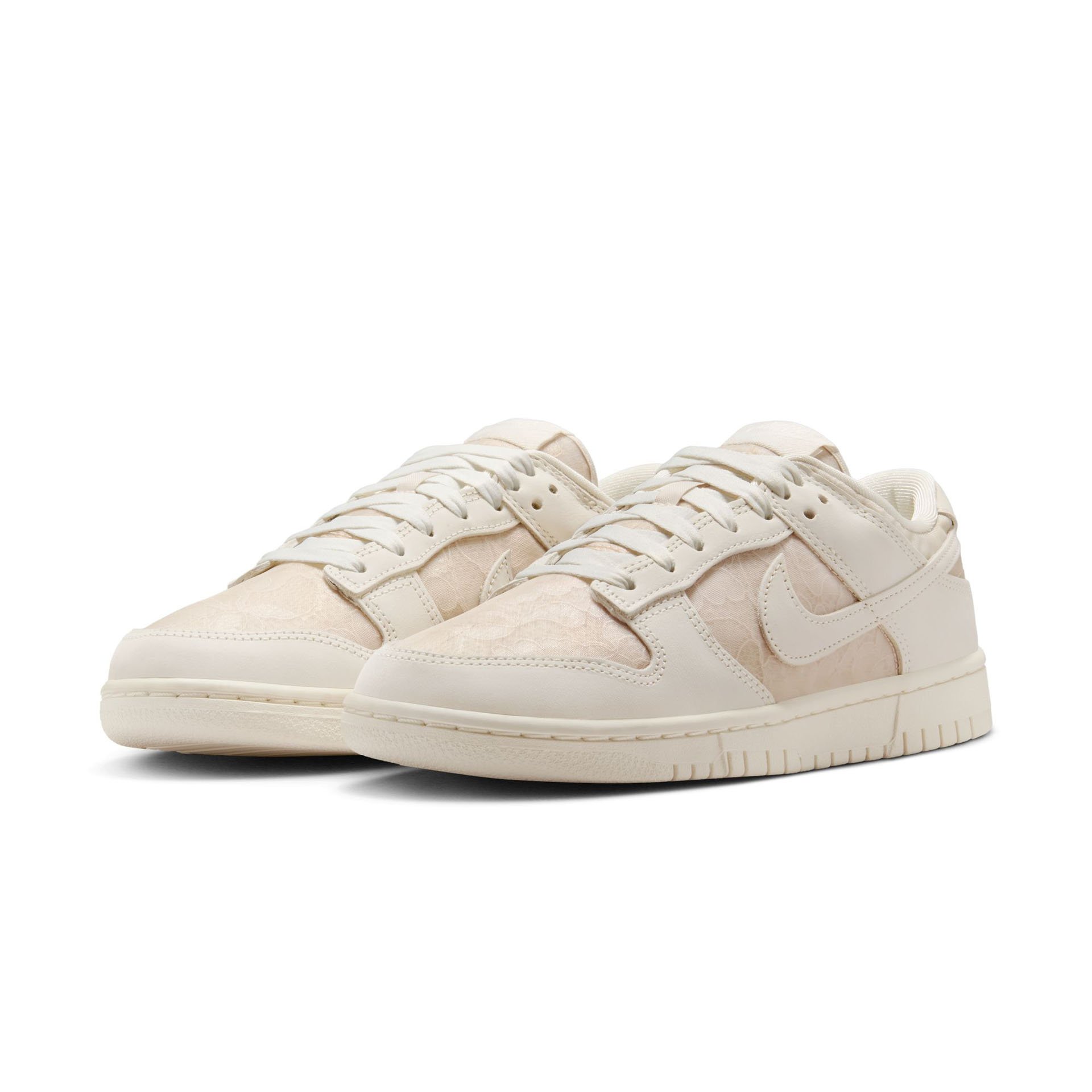WMNS Dunk Low "Soft Pearl"