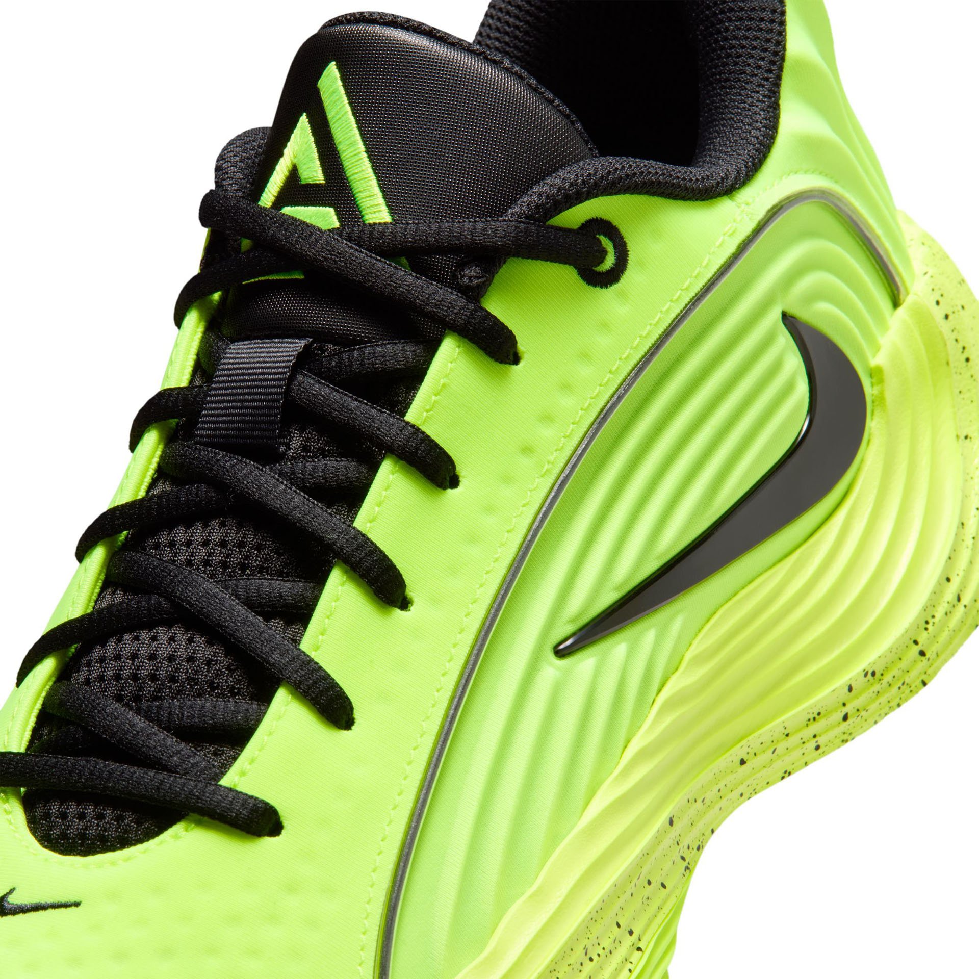 Giannis Immortality 5 "Volt"