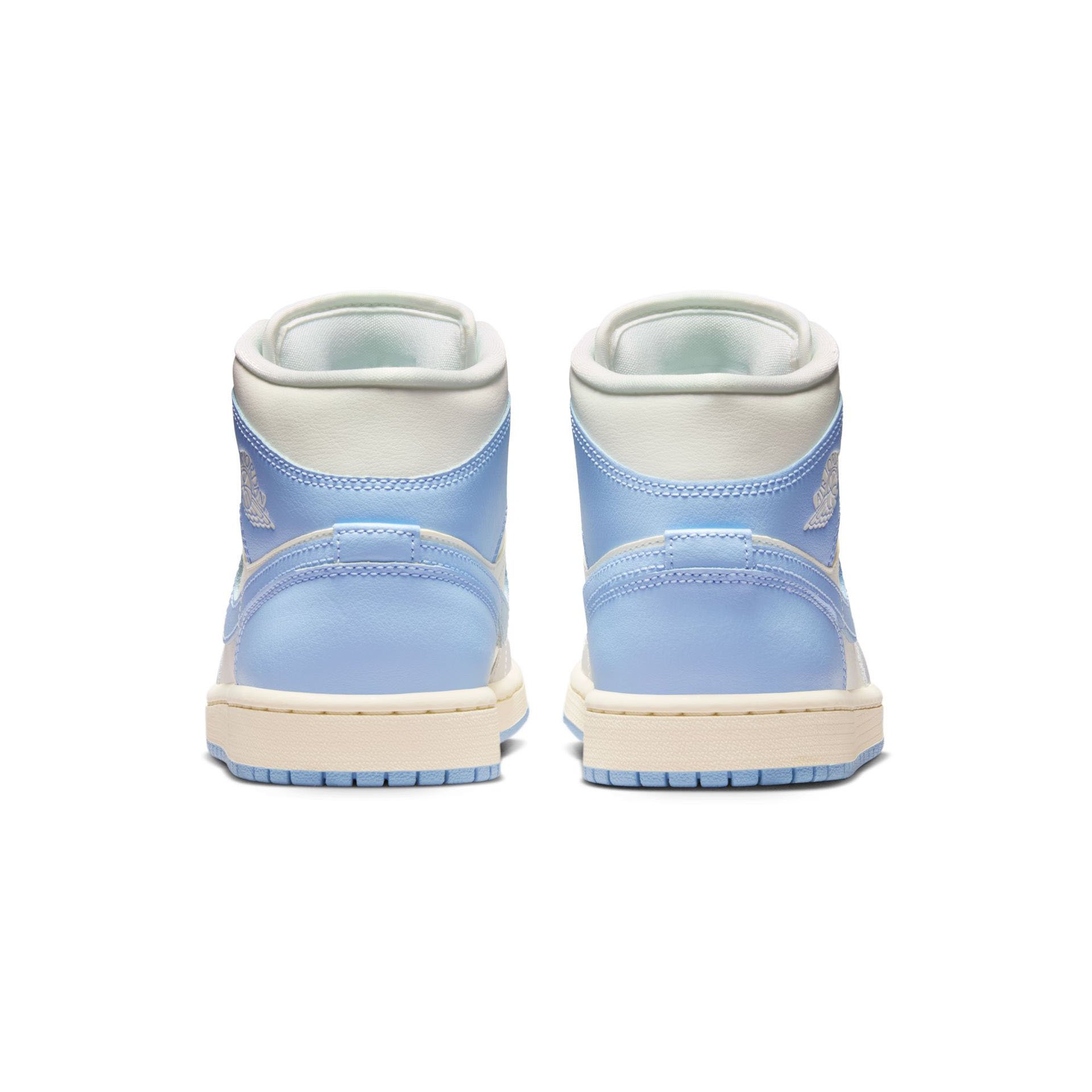 WMNS Air Jordan 1 Mid "Psychic Blue"