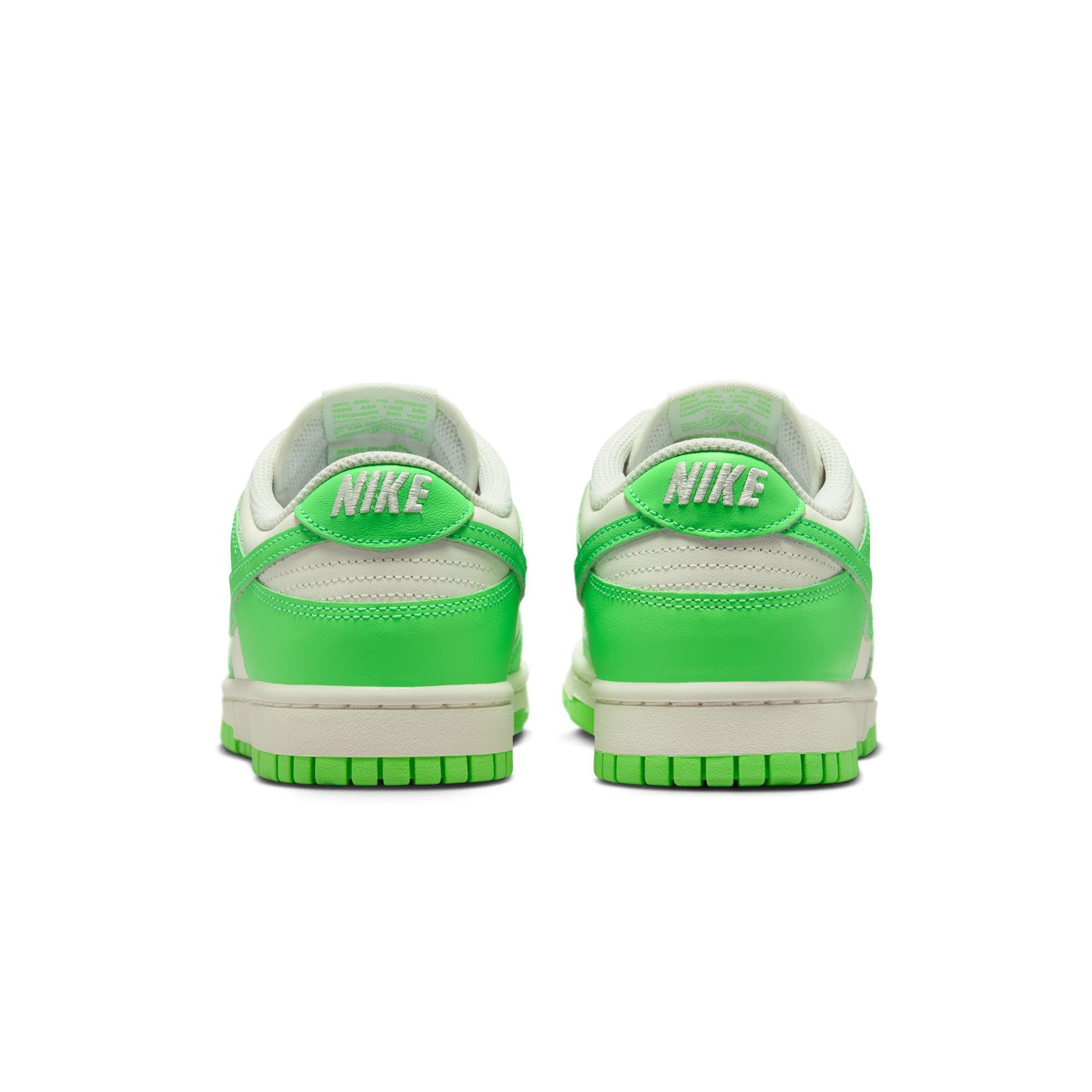 WMNS Dunk Low "Green Strike"