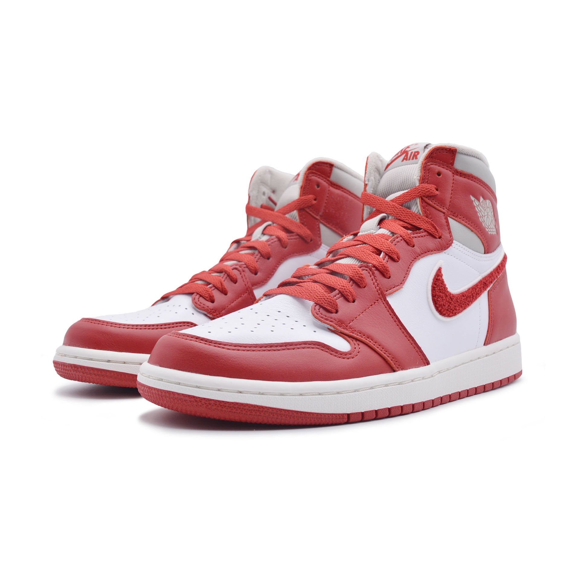 WMNS Air Jordan 1 Hi OG "Varsity Red"