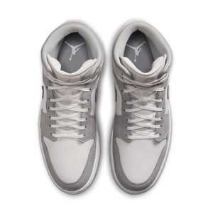 Air Jordan 1 Mid SE "Phantom"
