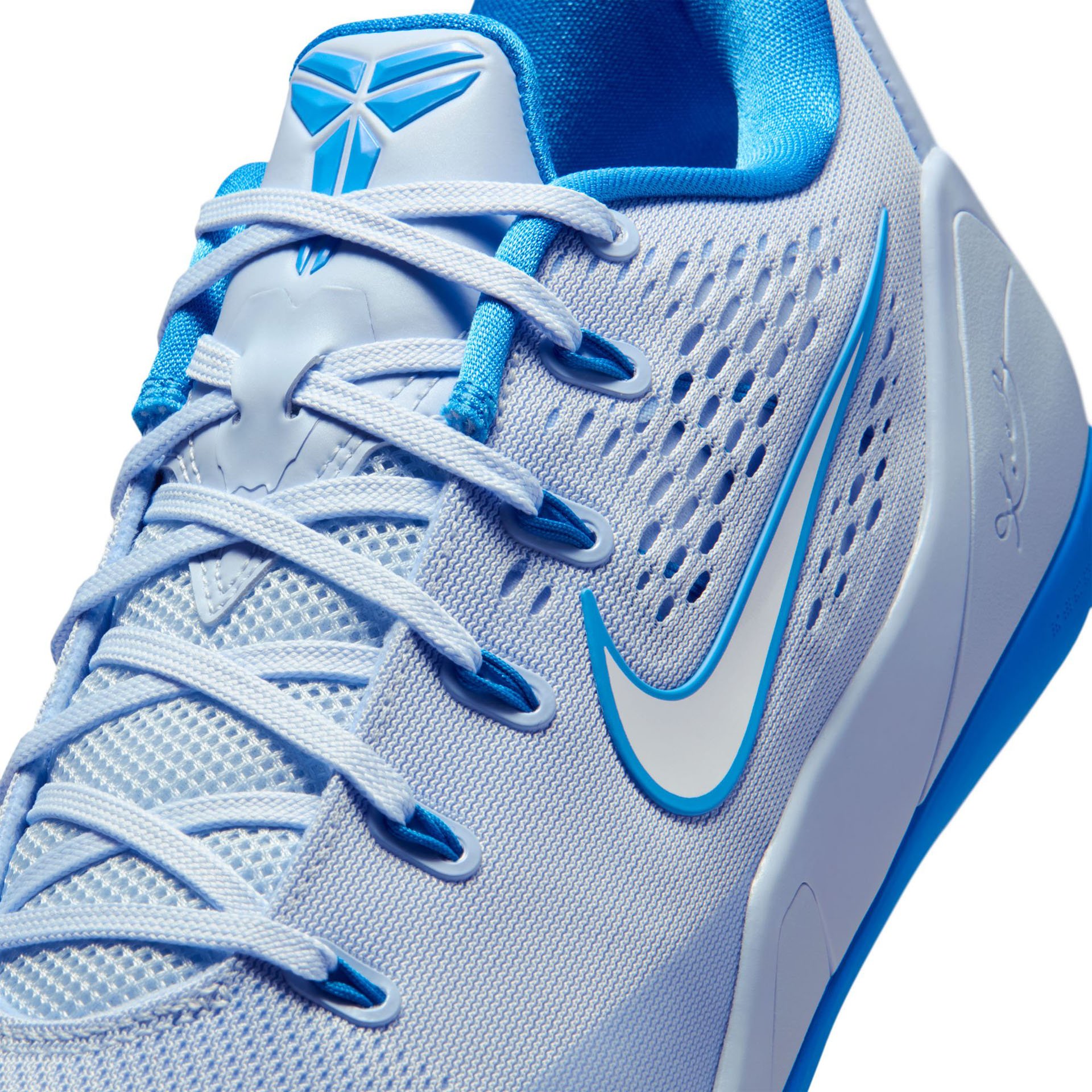 Kobe 9 EM Low Protro "Hydrogen Blue"