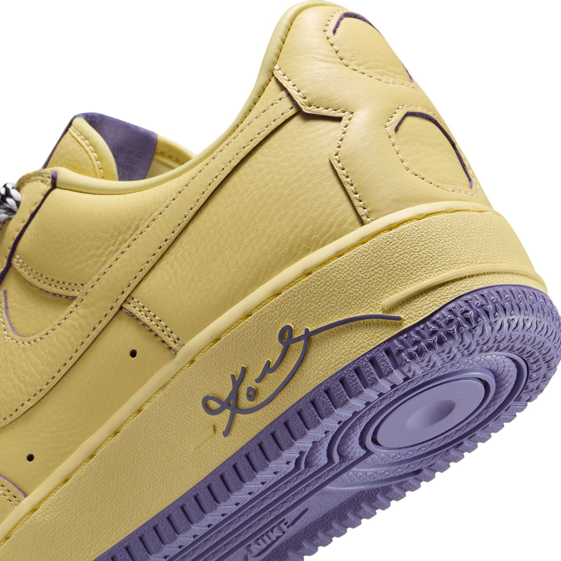 Air Force 1 Low Protro Kobe "Mamba Mentality