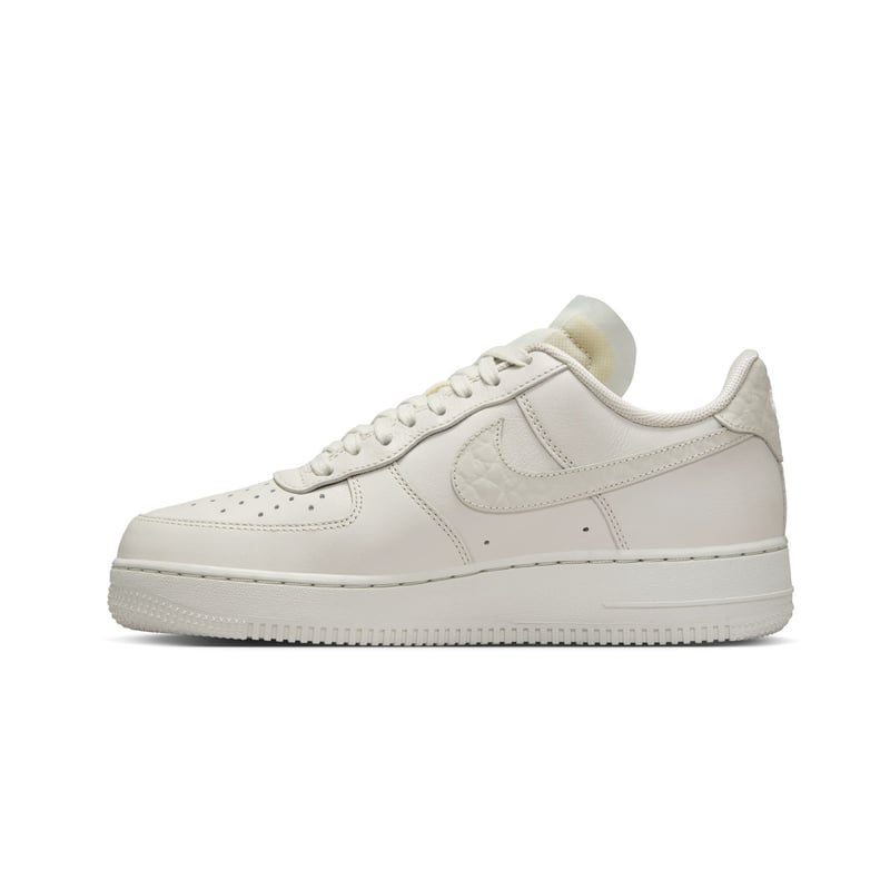 WMNS Air Force 1 Low PRM "Light Bone" 2
