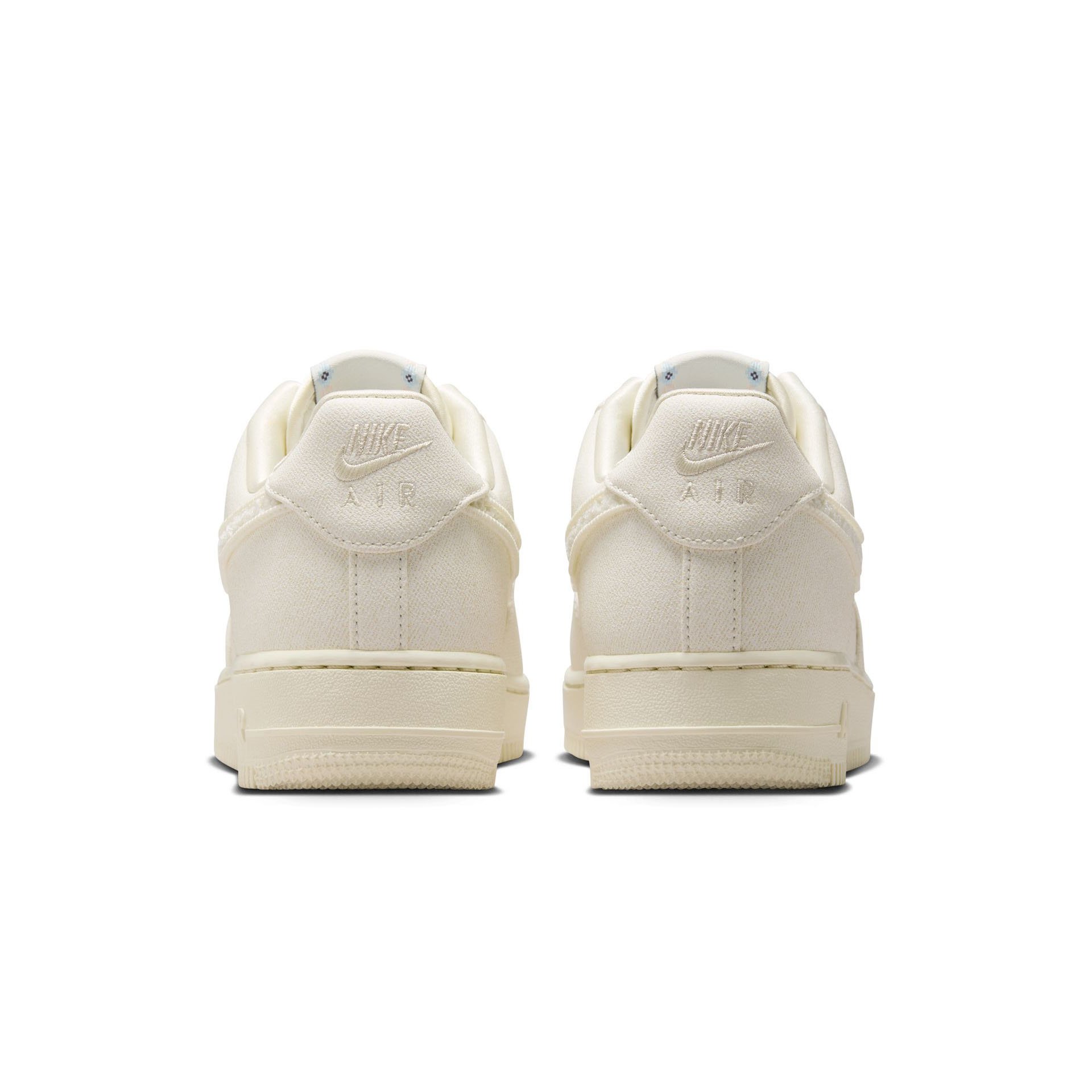 WMNS Air Force 1 '07 LX "Soft Pearl"