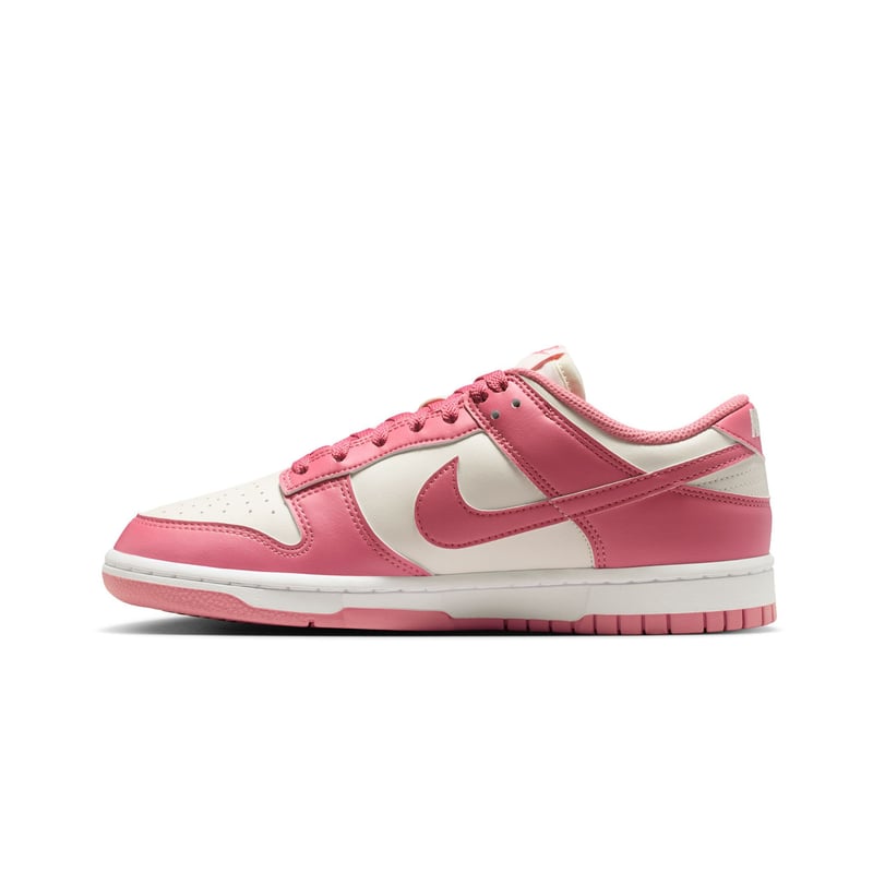 WMNS Dunk Low "Peony" 2