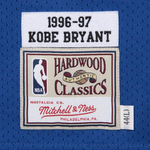 Los Angeles Lakers Authentic Jersey 1996-97 "Bryant"