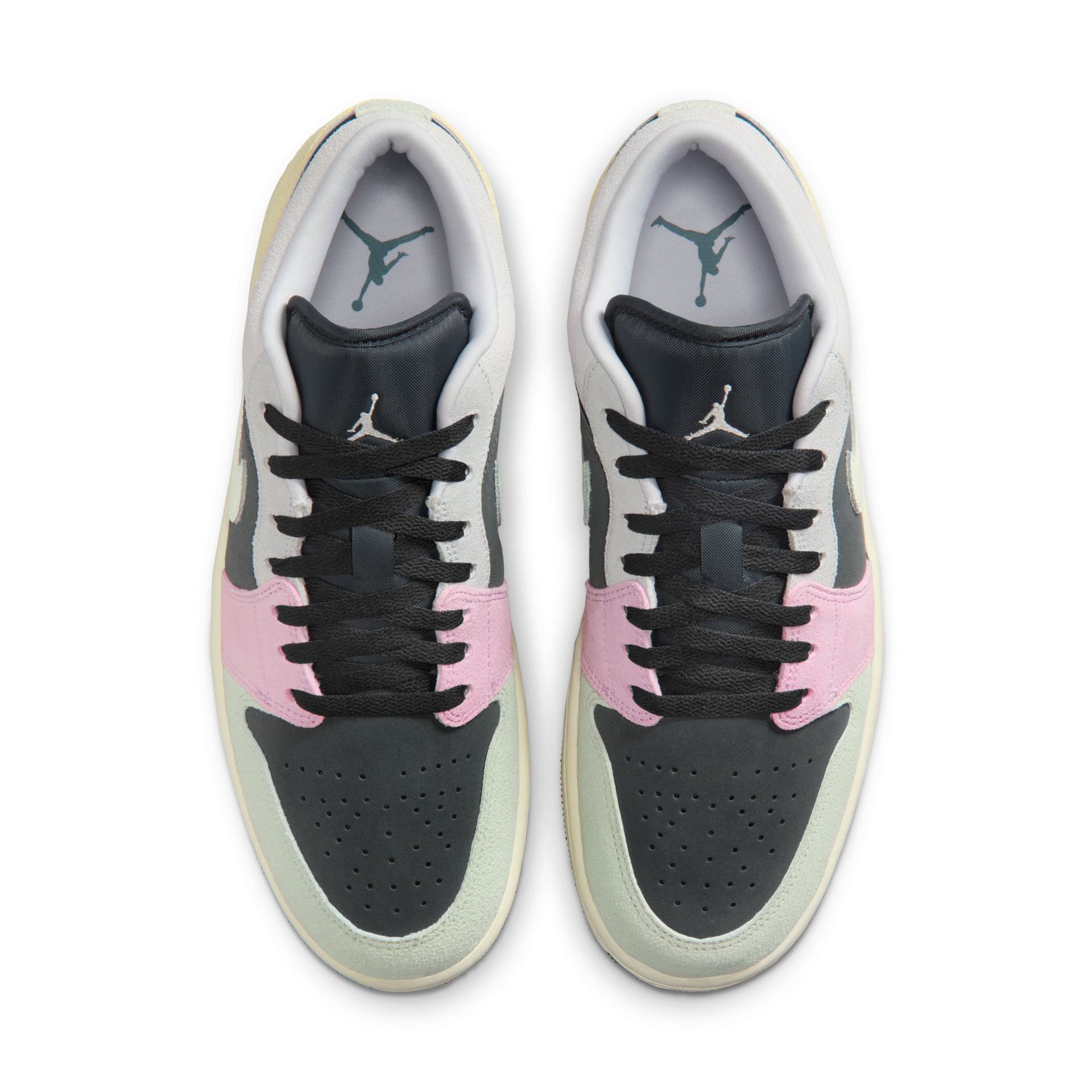 Air Jordan 1 Low SE "Black Pastel"