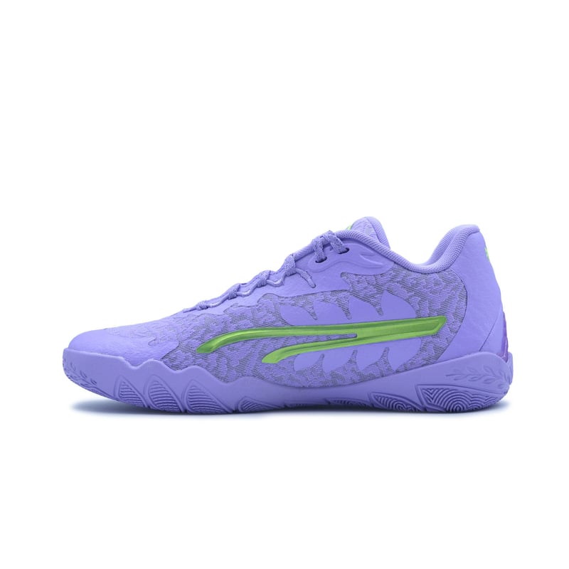 Stewie 3 "Lace Em Up" 2