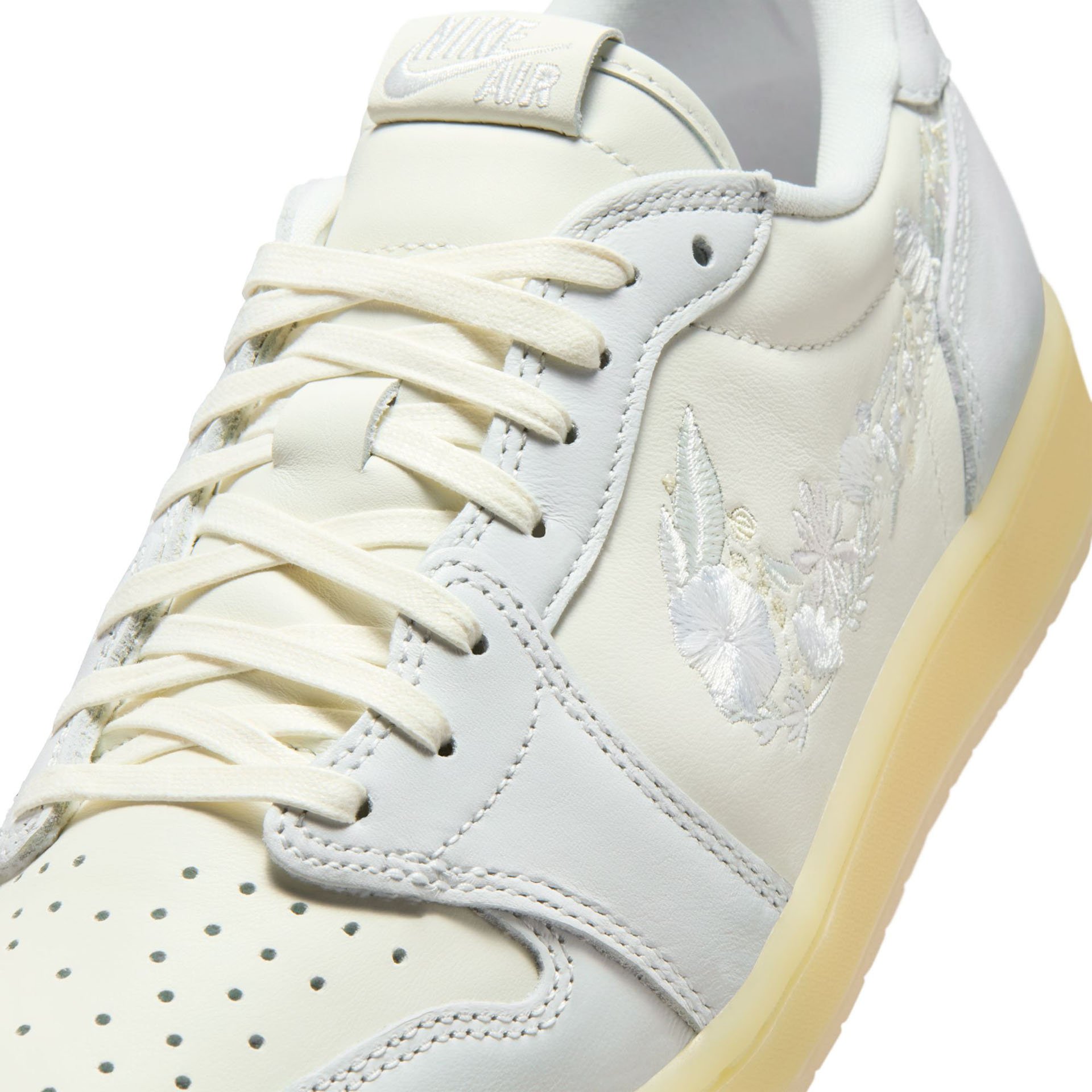 Air Jordan 1 Low OG  "Floral Swoosh"