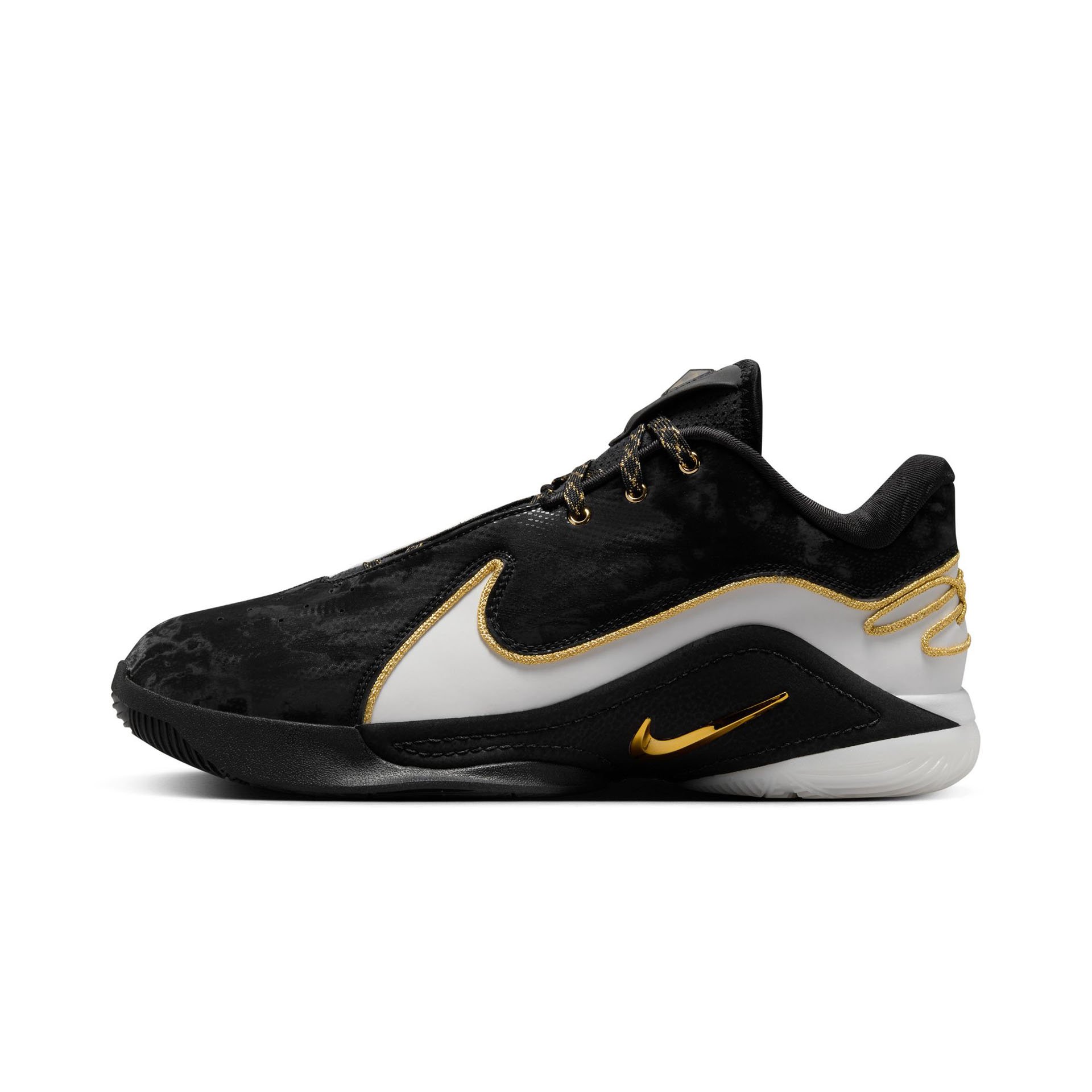 LeBron XXII “Mogul”