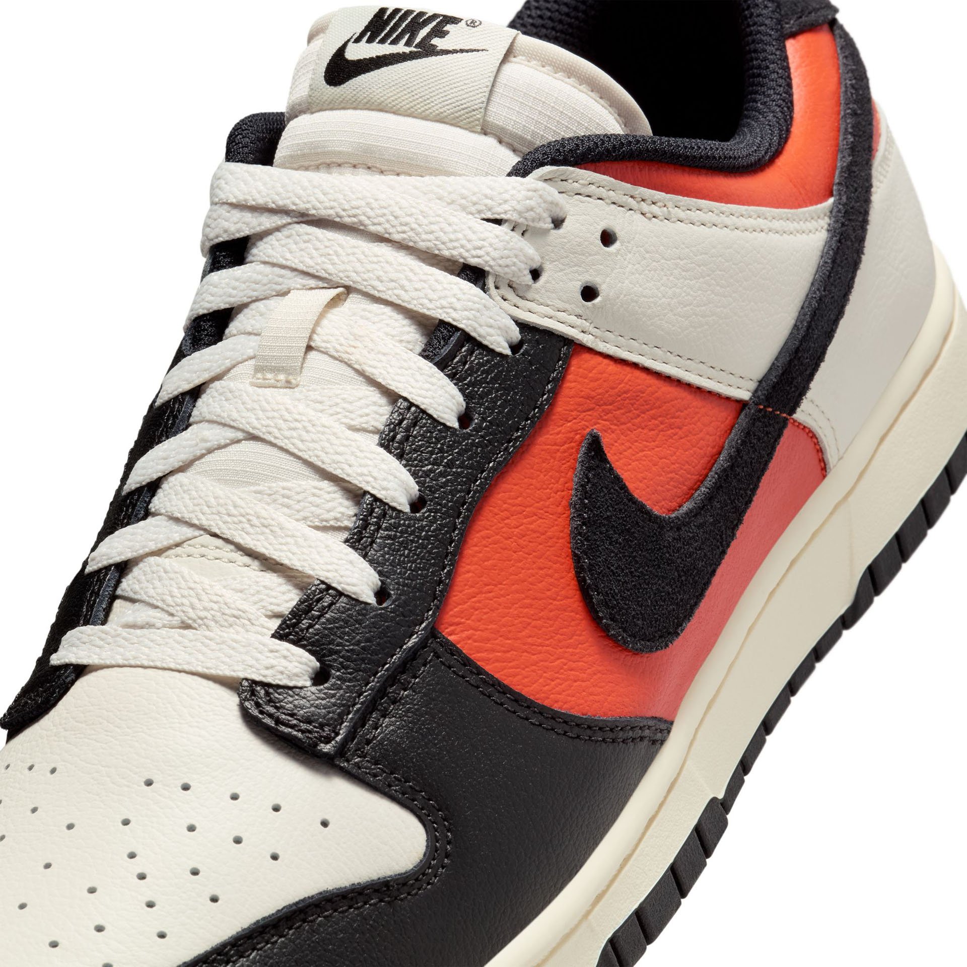 Dunk Low "Vintage Coral"