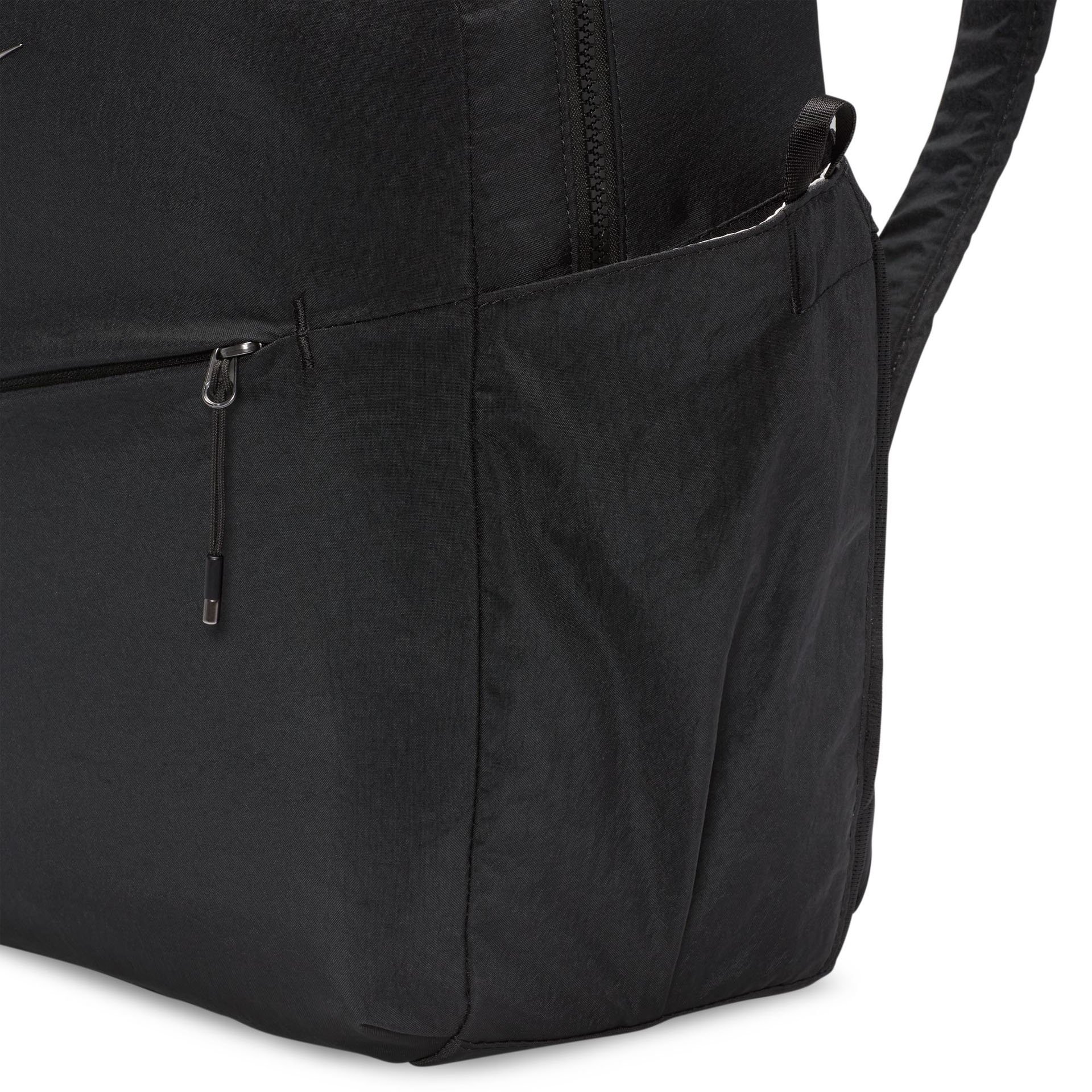 Aura Backpack