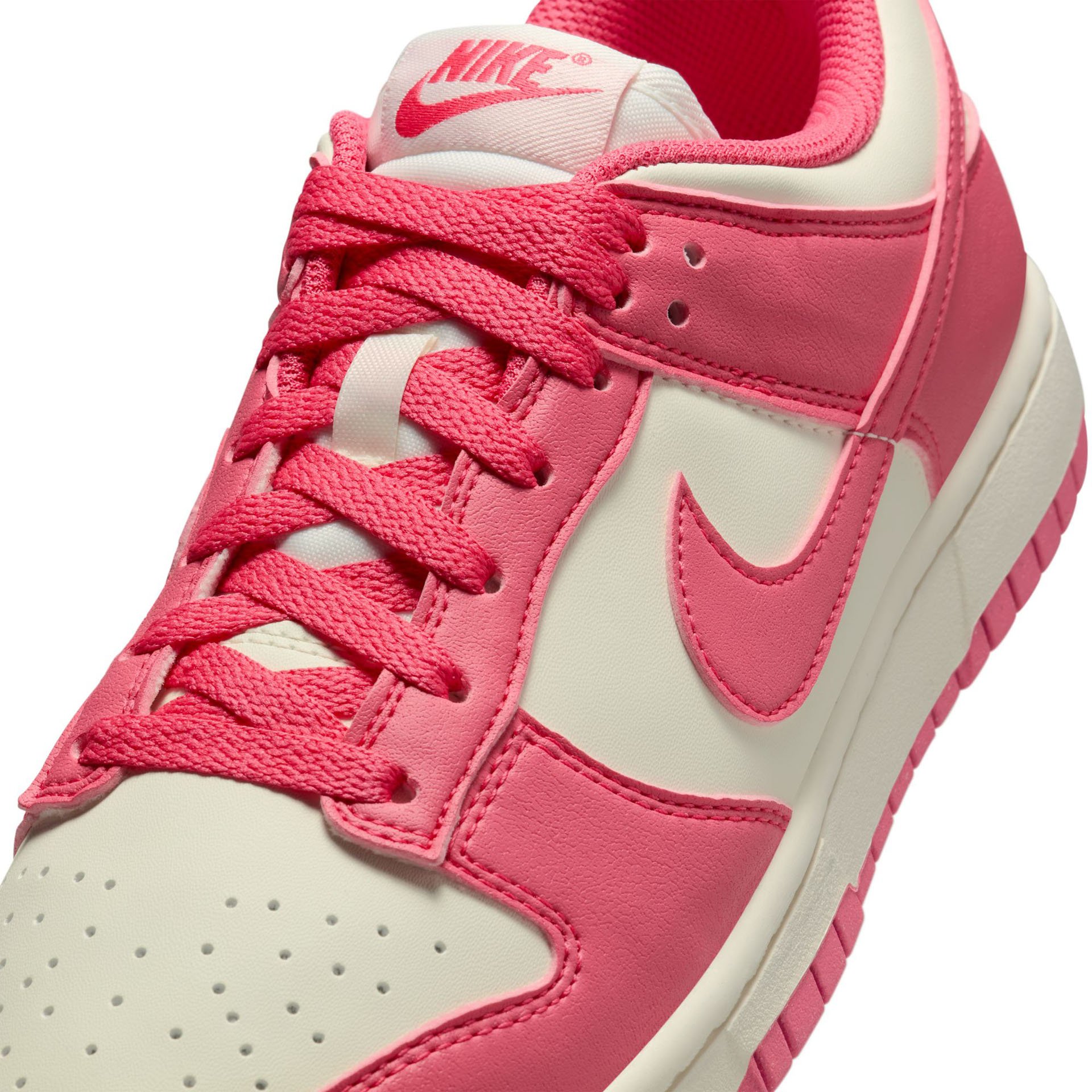 WMNS Dunk Low "Aster Pink"