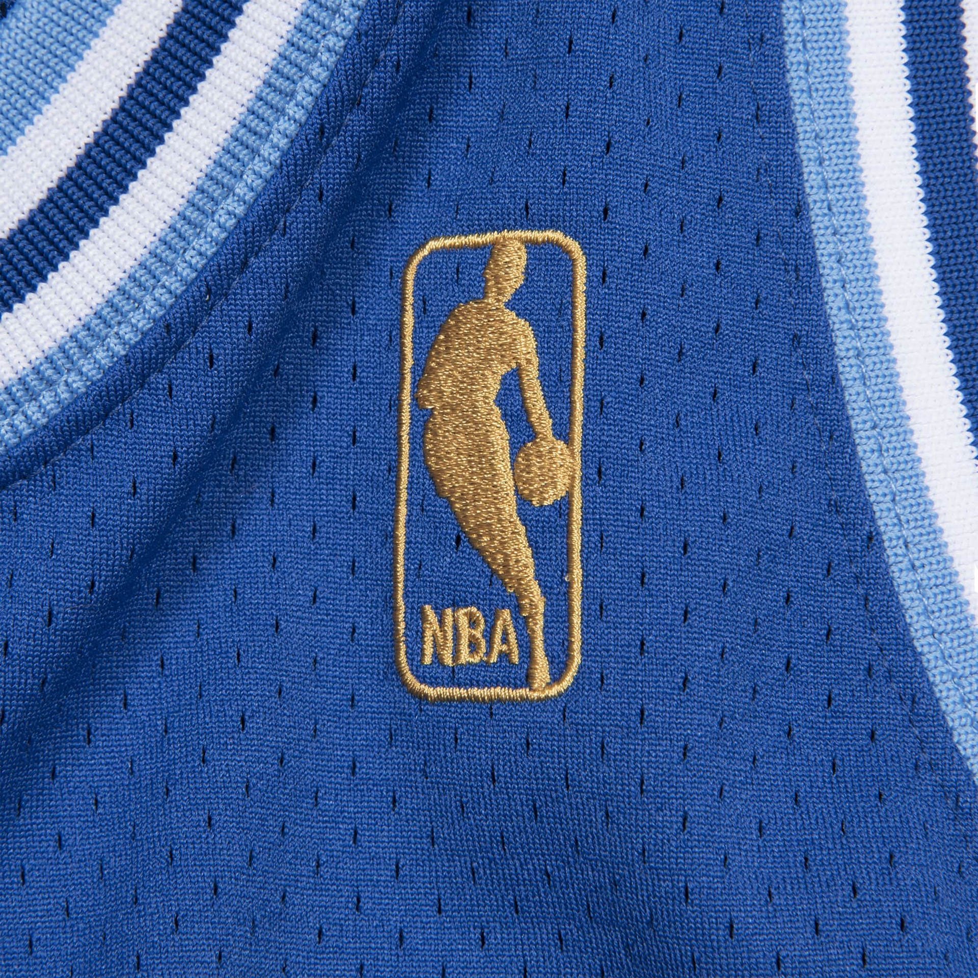 Los Angeles Lakers Authentic Jersey 1996-97 "Bryant"