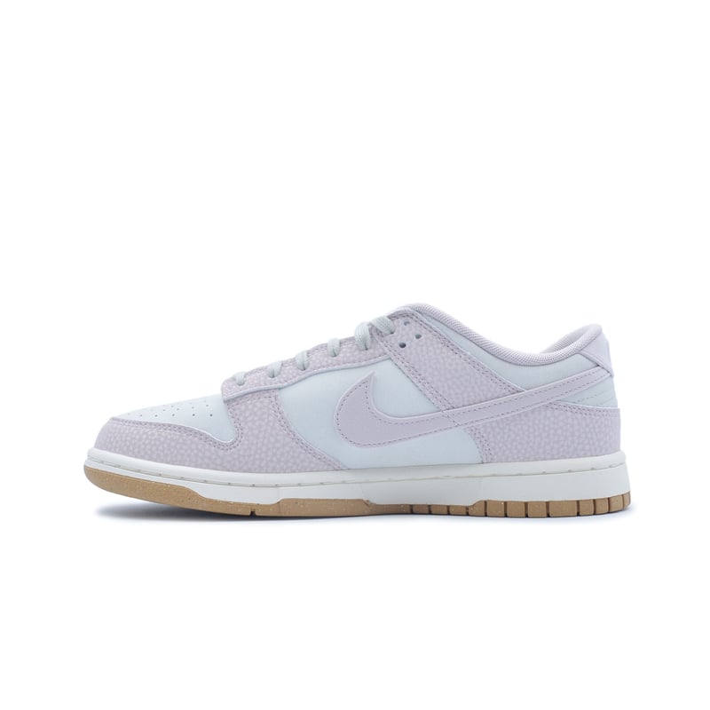 WMNS Dunk Low PRM NN "Platinum Violet" 2
