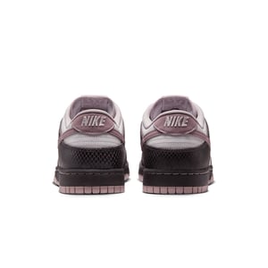 Dunk Low SE "Snakeskin Medium Ash"