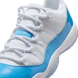 Air Jordan 11 Low "University Blue"