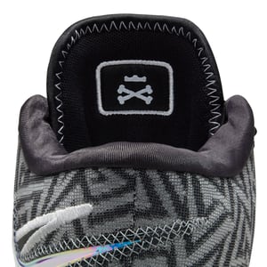 LeBron NXXT Genisus "Black"