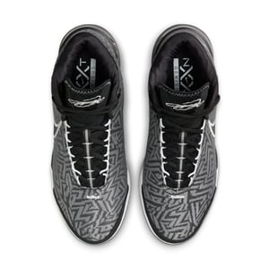 LeBron NXXT Genisus "Black"