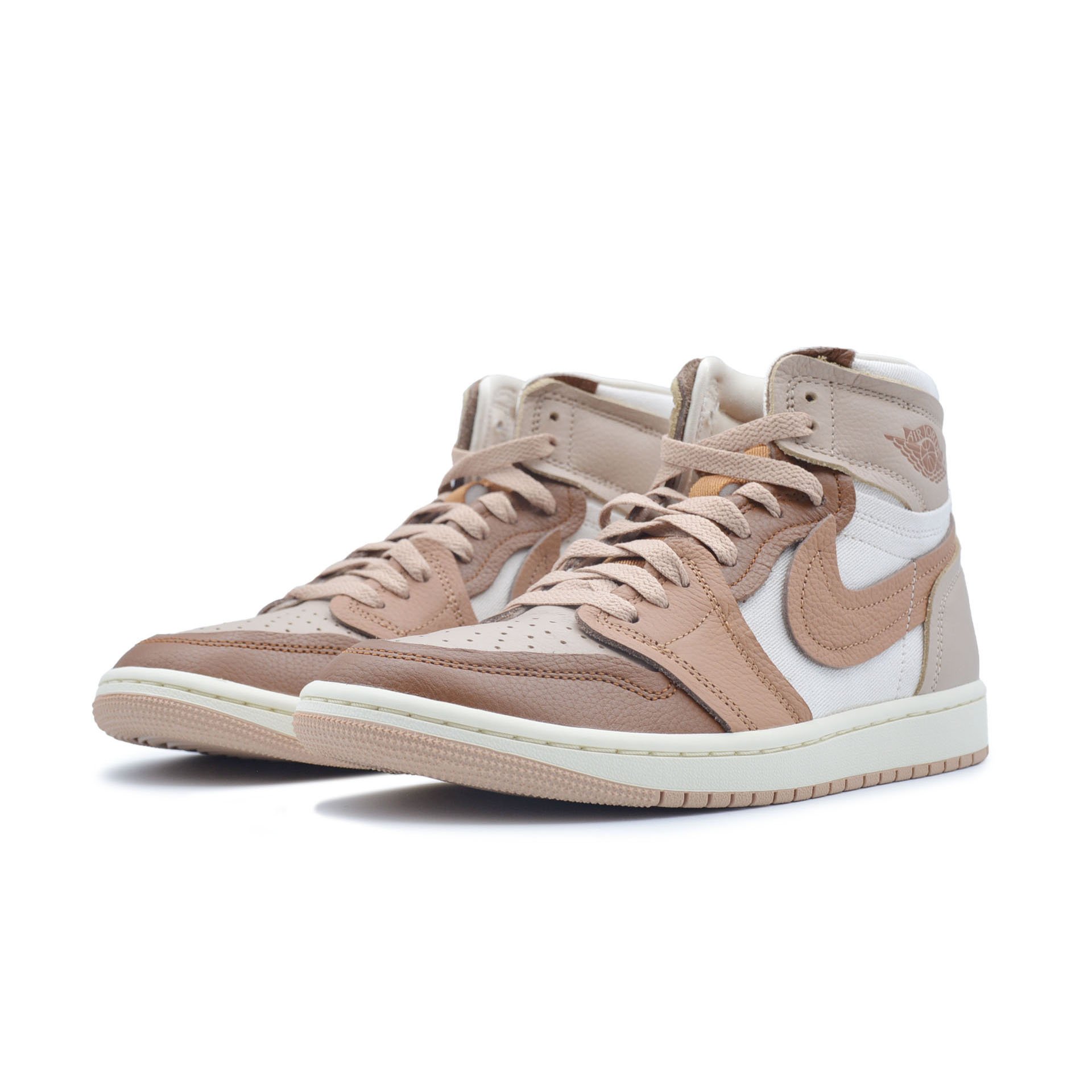 WMNS Air Jordan 1 MM High "Legend Brown"