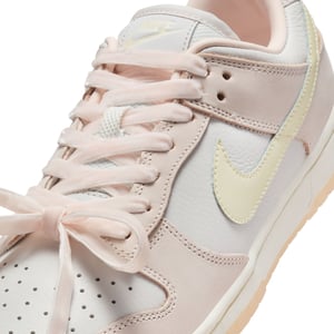 WMNS Dunk Low PRM "Light Soft Pink"