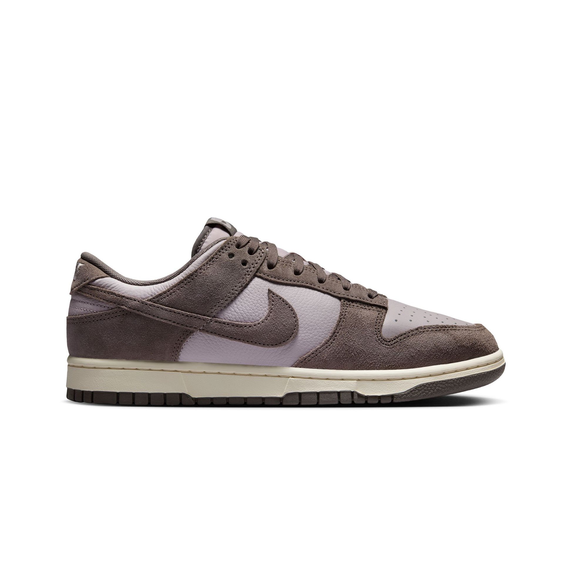 Dunk Low Retro "Platinum Violet"