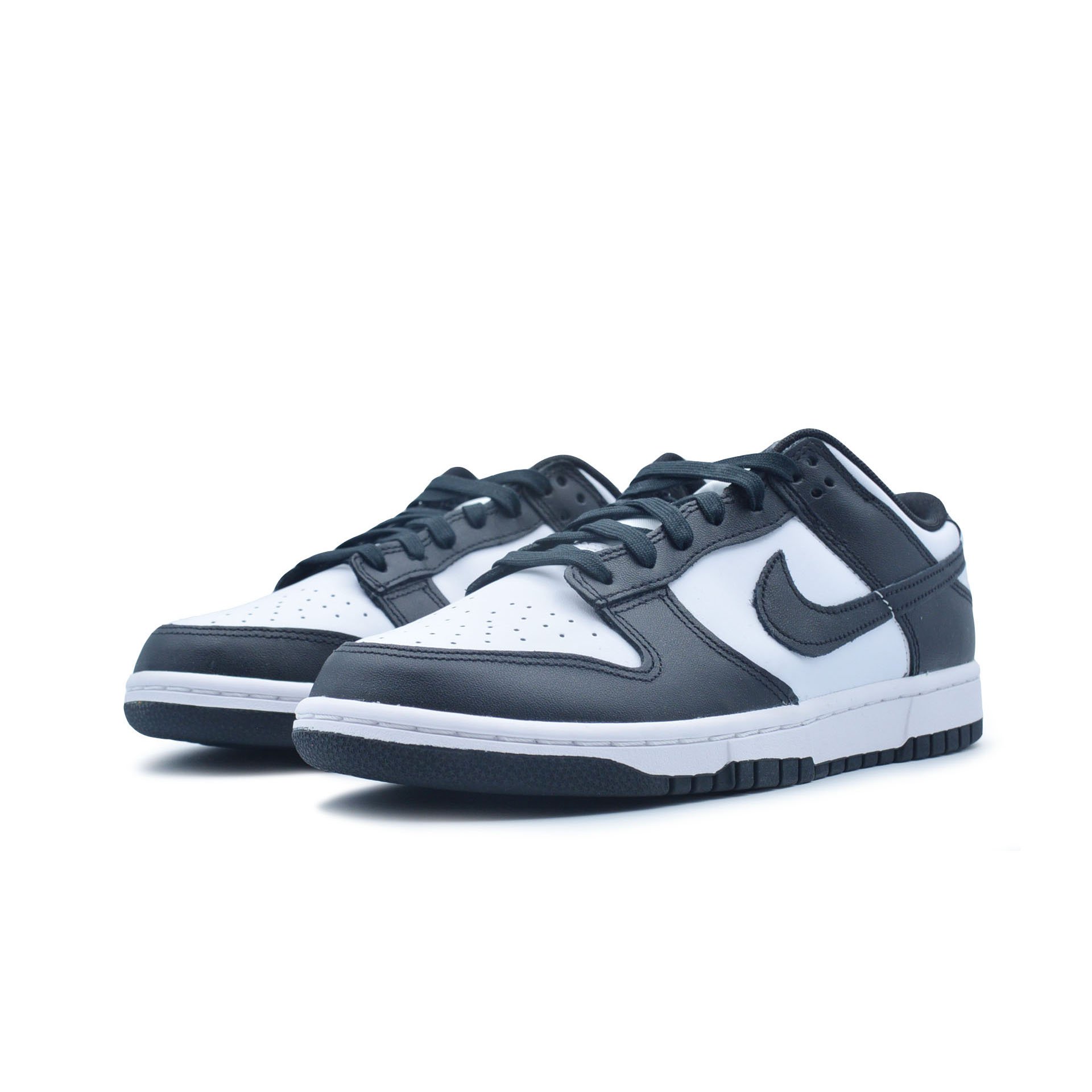 Dunk Low "Panda"