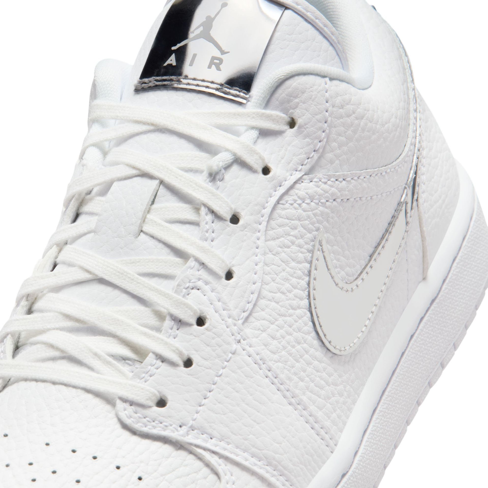 WMNS Air Jordan 1 Low SE "Metallic Silver"