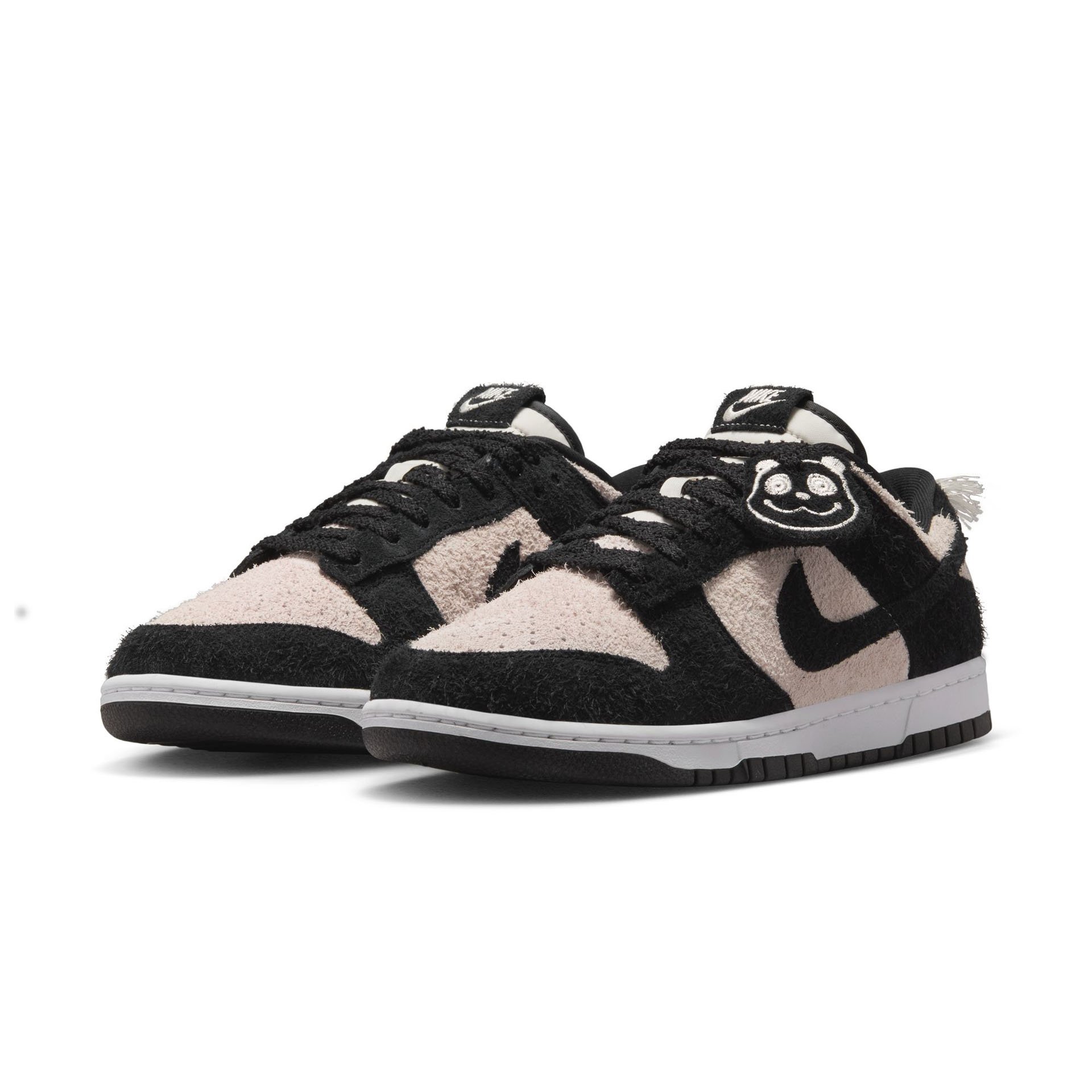 Dunk Low SE "Panda-Monium"