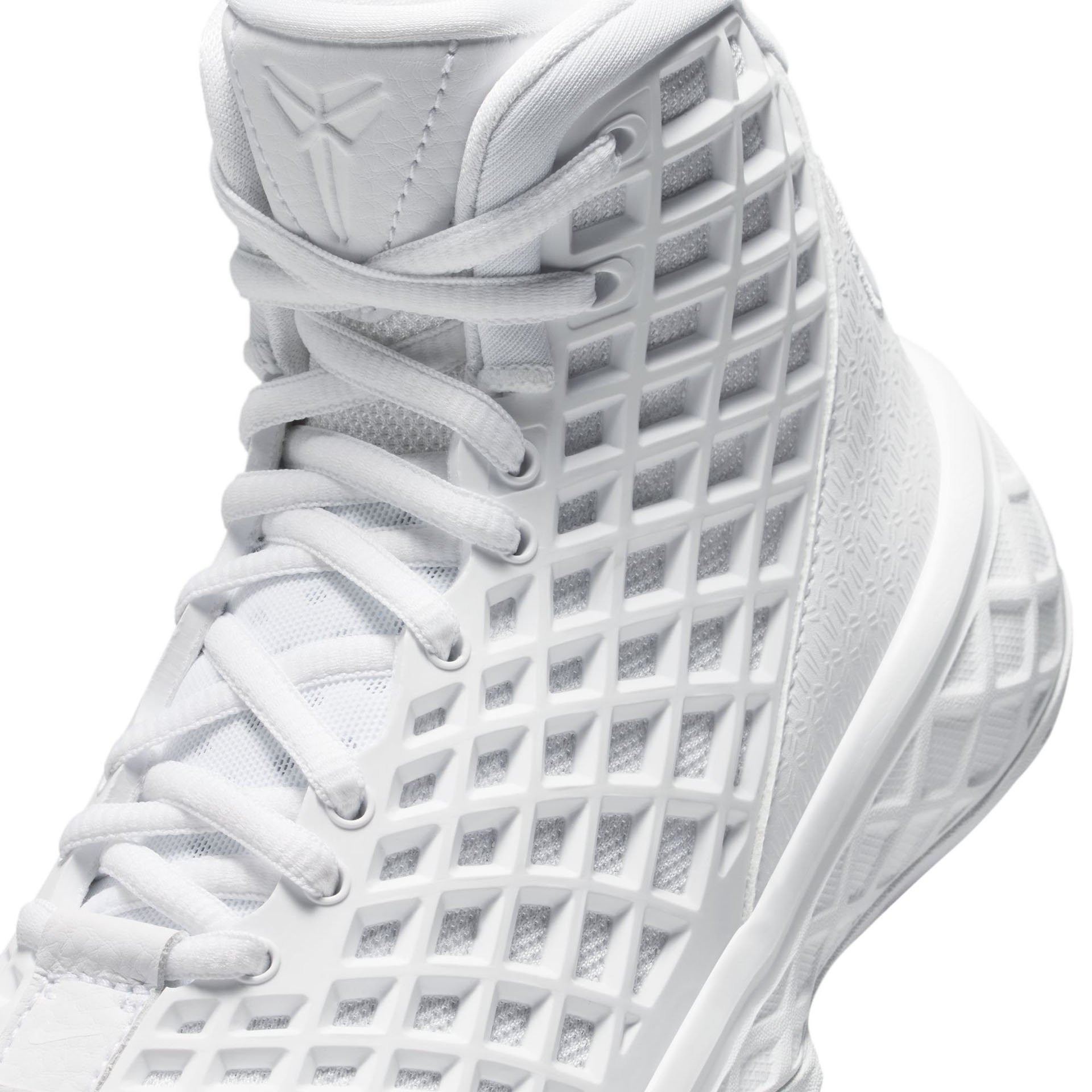 Kobe 3 Protro "Halo" GS