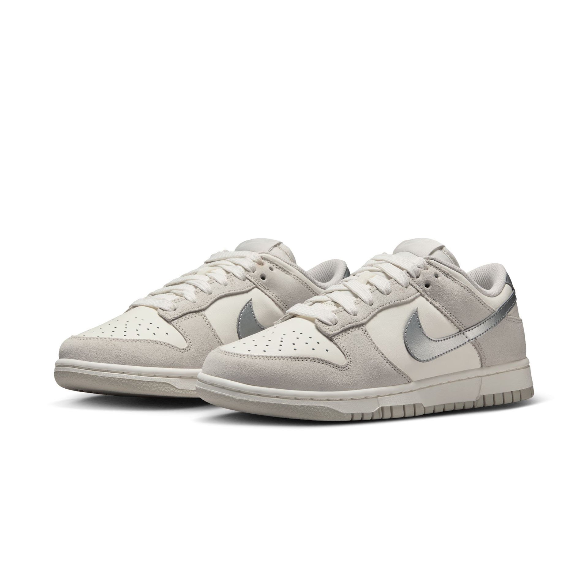 WMNS Dunk Low "Sail"