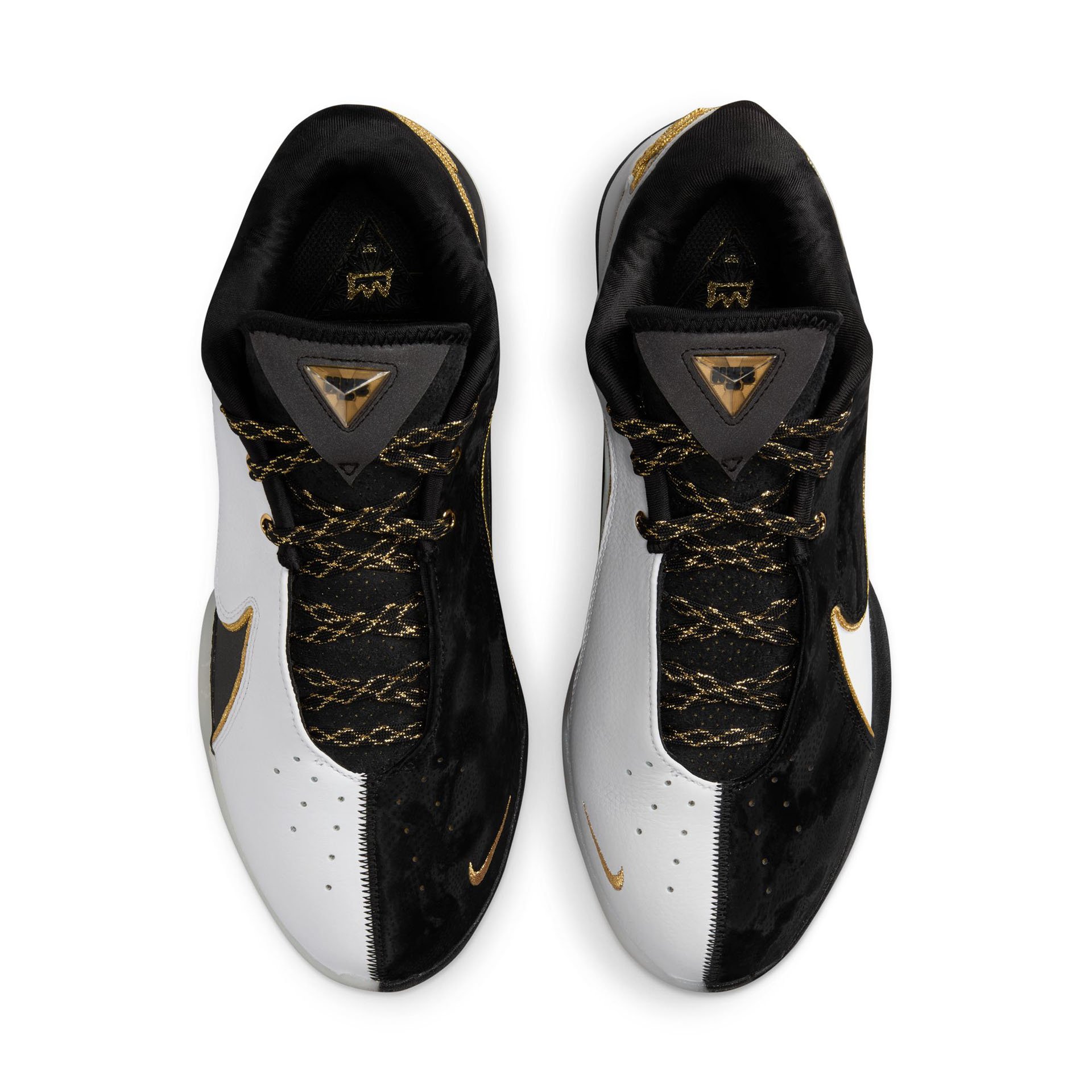 LeBron XXII “Mogul”