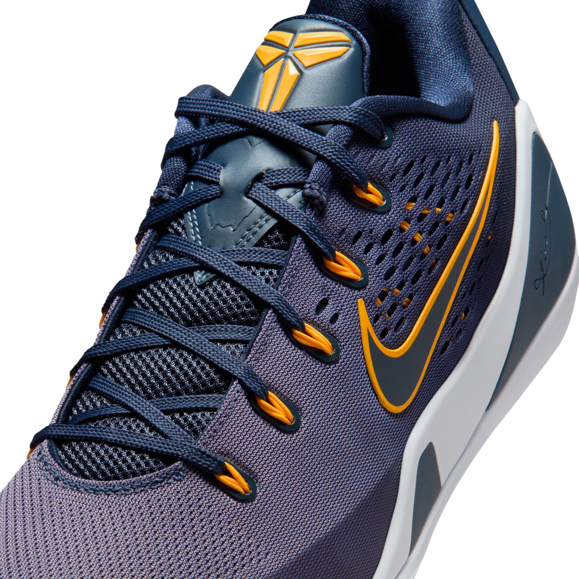 Kobe 9 EM Low Protro "Daybreak"