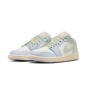 WMNS Air Jordan 1 Low "Jade Aura"
