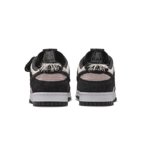 Dunk Low SE "Panda-Monium"