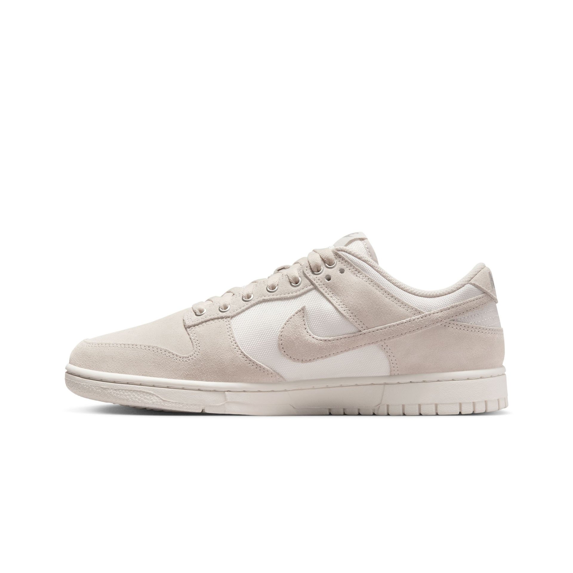 Dunk Low Cordura "Light Orewood Brown"