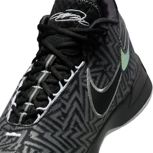 LeBron NXXT Genisus "Black"