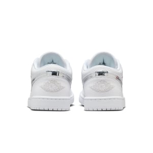 WMNS Air Jordan 1 Low SE "Metallic Silver"
