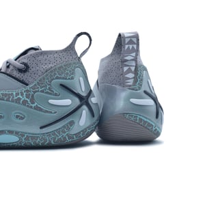 Way of Wade 11 "Statue"
