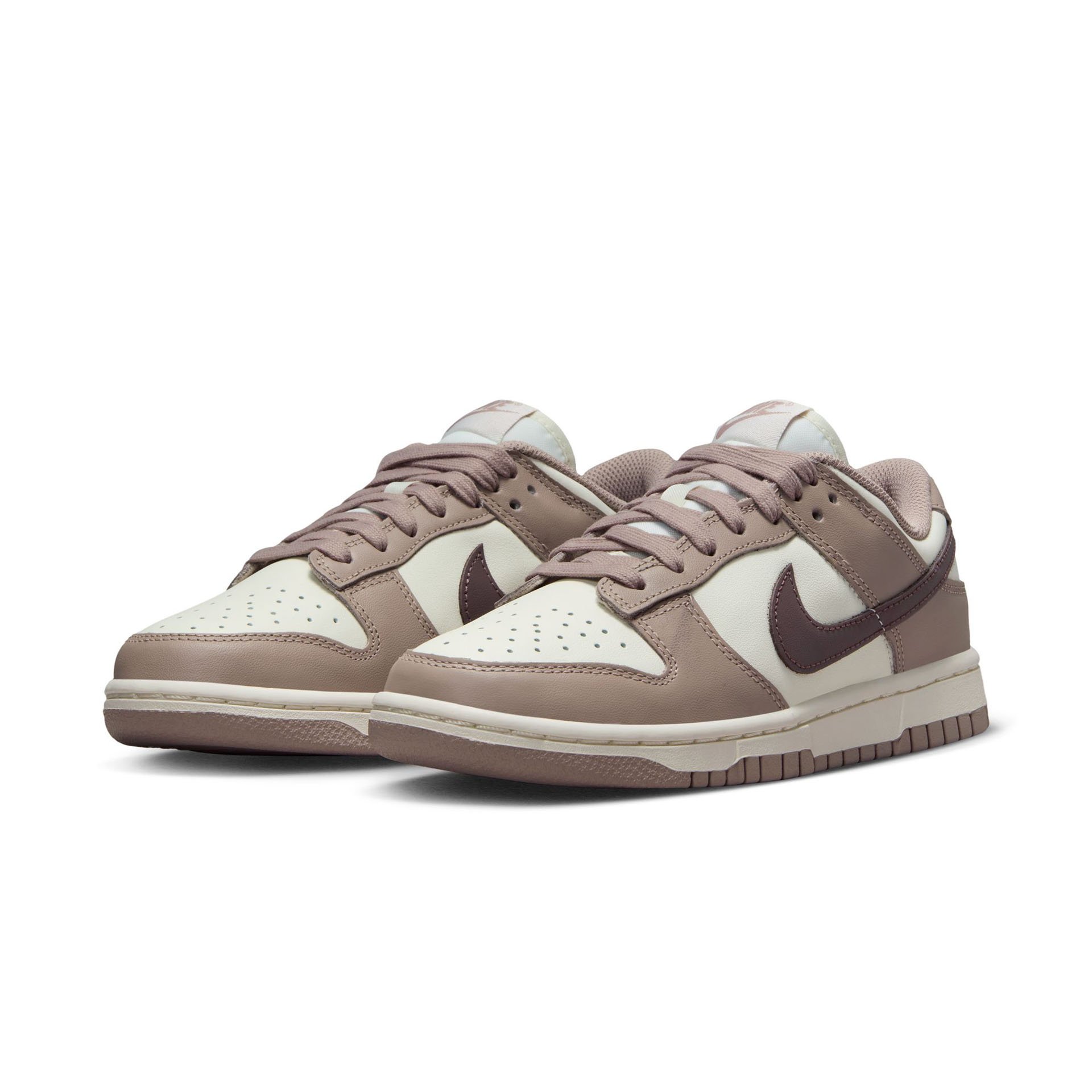 WMNS Dunk Low "Diffused Taupe"