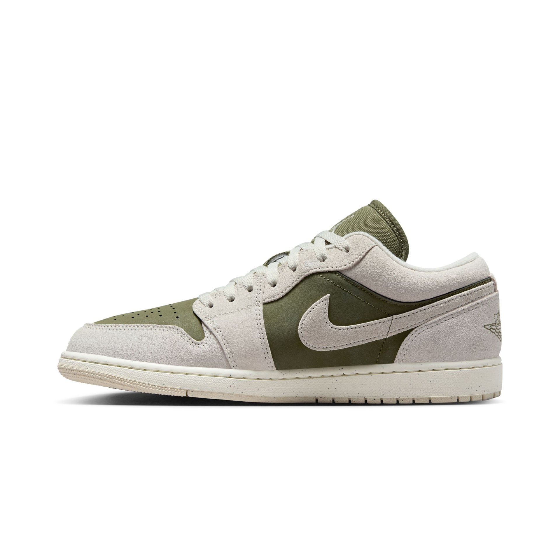 Air Jordan 1 Low SE "Medium Olive"