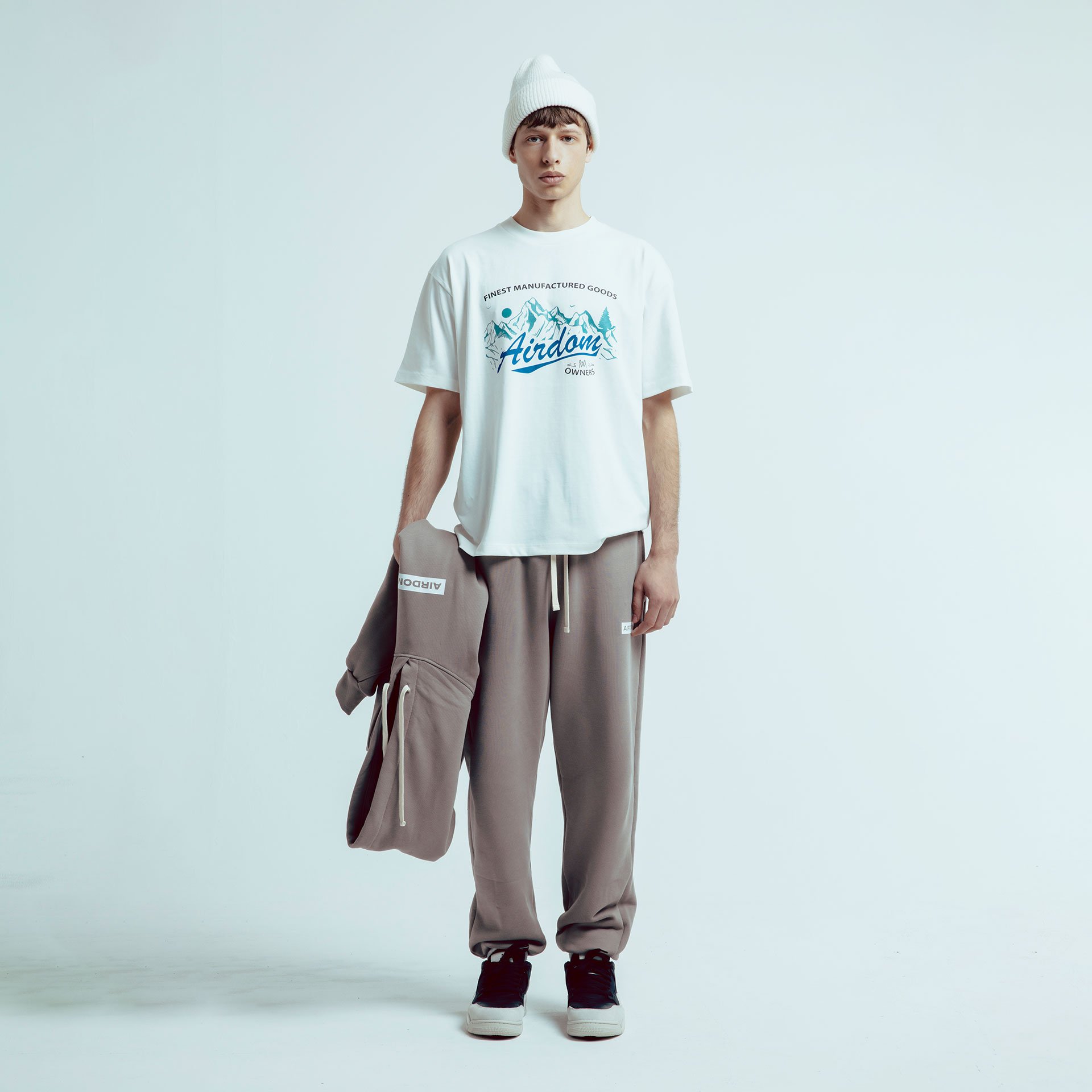 Airdom Mountains Owners Tee "White"