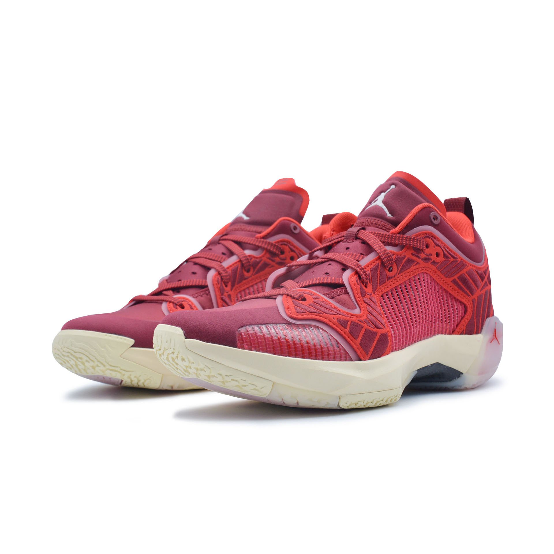 WMNS XXXVII Low "Sisterhood"